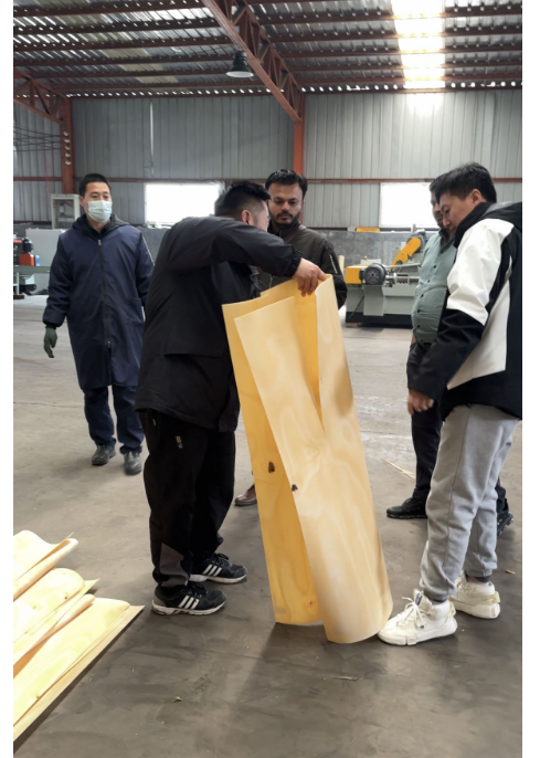 Откуда берутся заусенцы и узоры на куриных лапках?